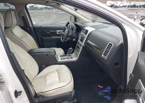 2010 Lincoln Mkx z USA, uszkodzony, nr VIN 2LMDJ8JC1ABJ05331